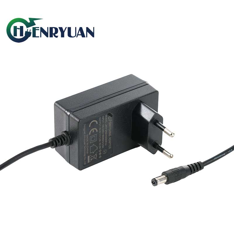 EU PLUG 12.6V 1A CHARGER