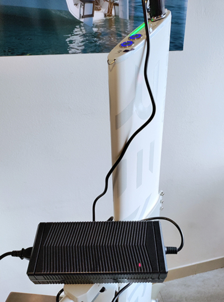 outboard motor charger