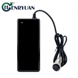 4S 14.8V Lithium Charger DC 16.8V 1.5A Lithium Ion Battery Charger